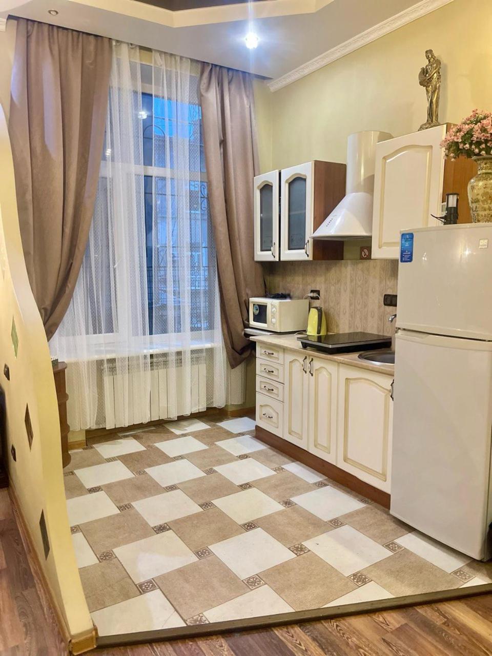 Apartments De-Ribas โอเดสซา ภายนอก รูปภาพ
