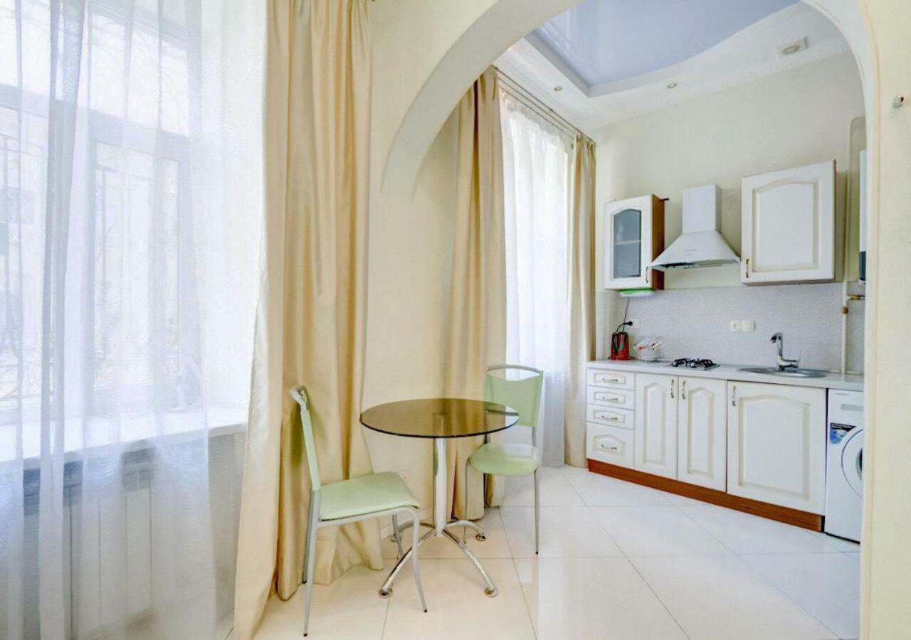 Apartments De-Ribas โอเดสซา ภายนอก รูปภาพ